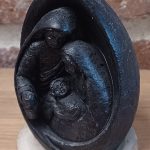 SF04_Sainte_famille_oeuf_noir