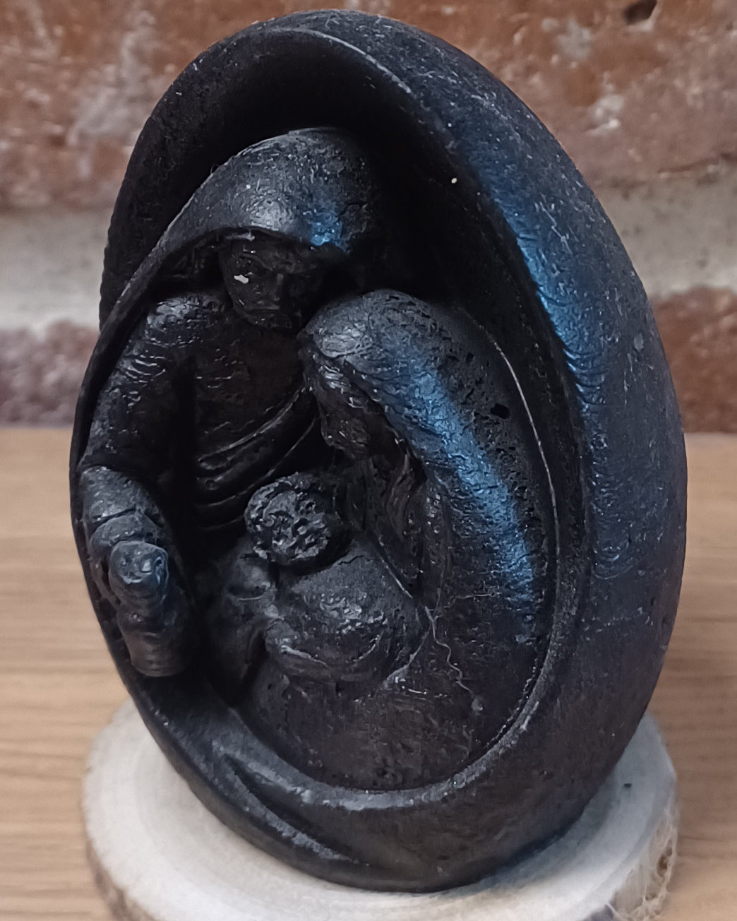 SF04_Sainte_famille_oeuf_noir